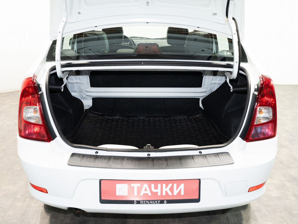 Renault Logan 2011 - фото автомобиля