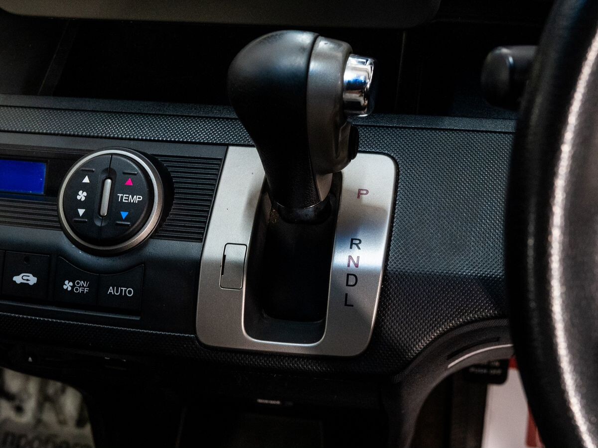 Honda Freed 2014 - фото автомобиля