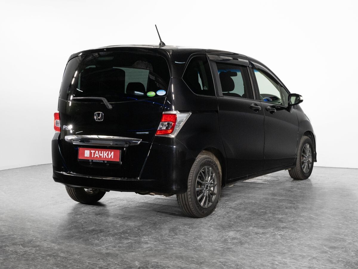Honda Freed 2014 - фото автомобиля