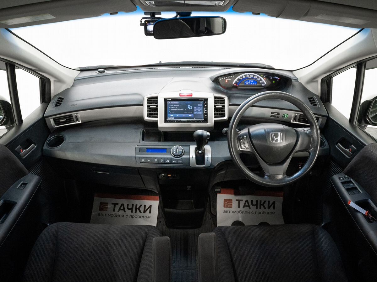 Honda Freed 2014 - фото автомобиля