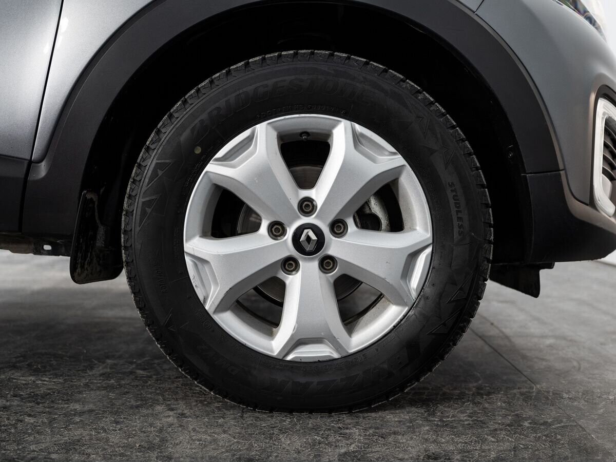 Renault Kaptur 2018 - фото автомобиля