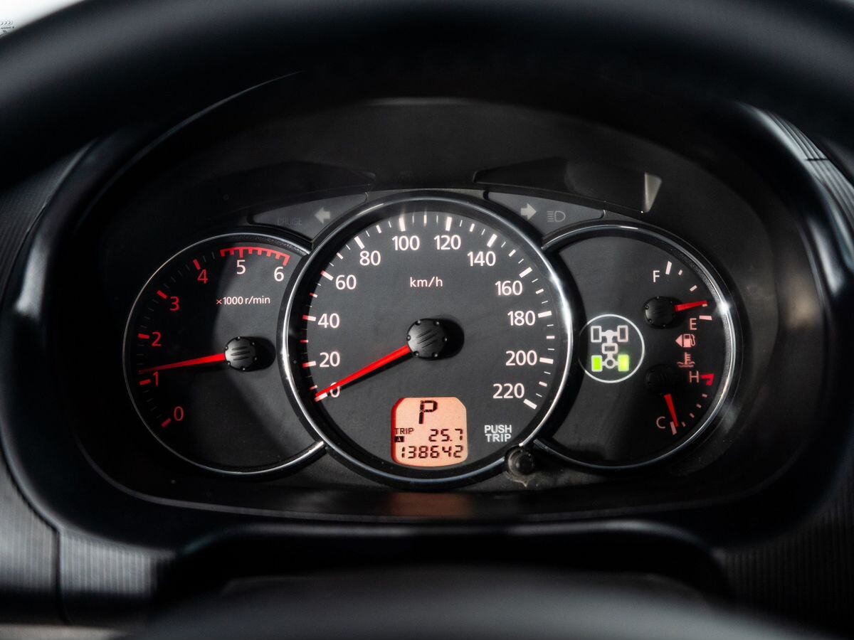 Mitsubishi Pajero Sport 2011 - фото автомобиля