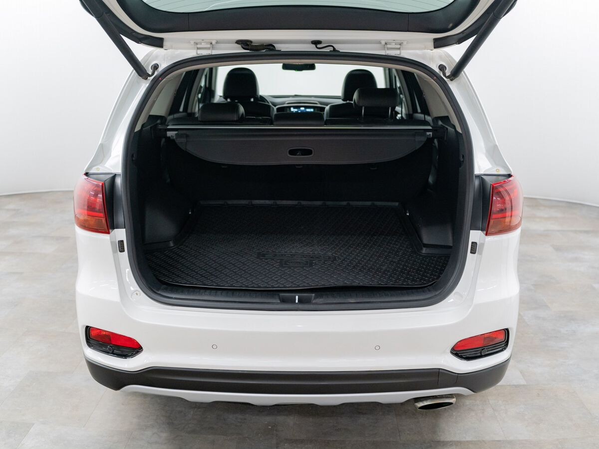 Kia Sorento 2018 - фото автомобиля