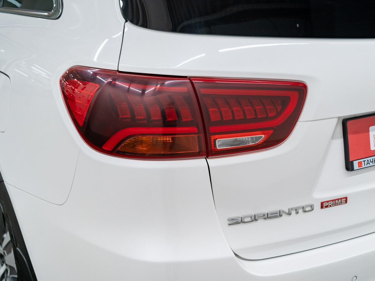 Kia Sorento 2018 - фото автомобиля