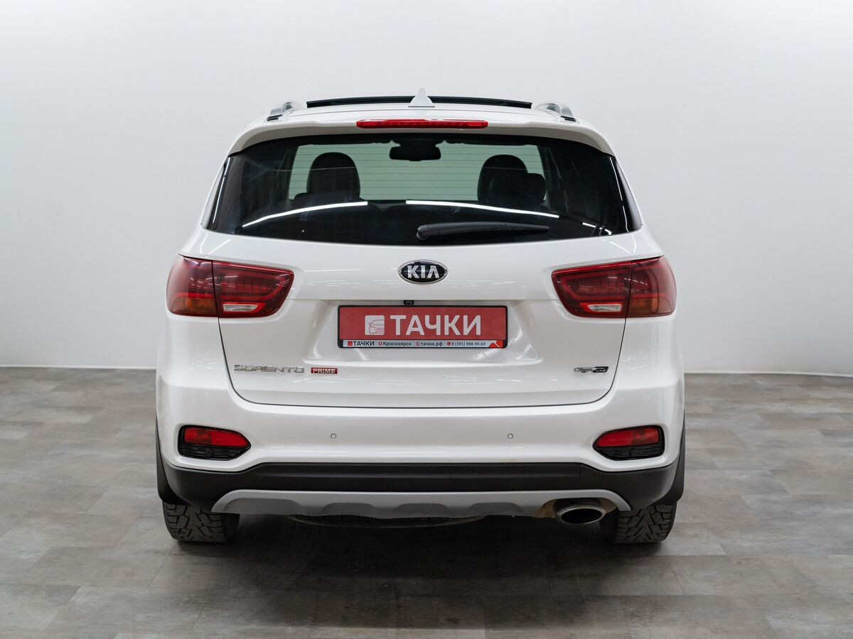 Kia Sorento 2018 - фото автомобиля