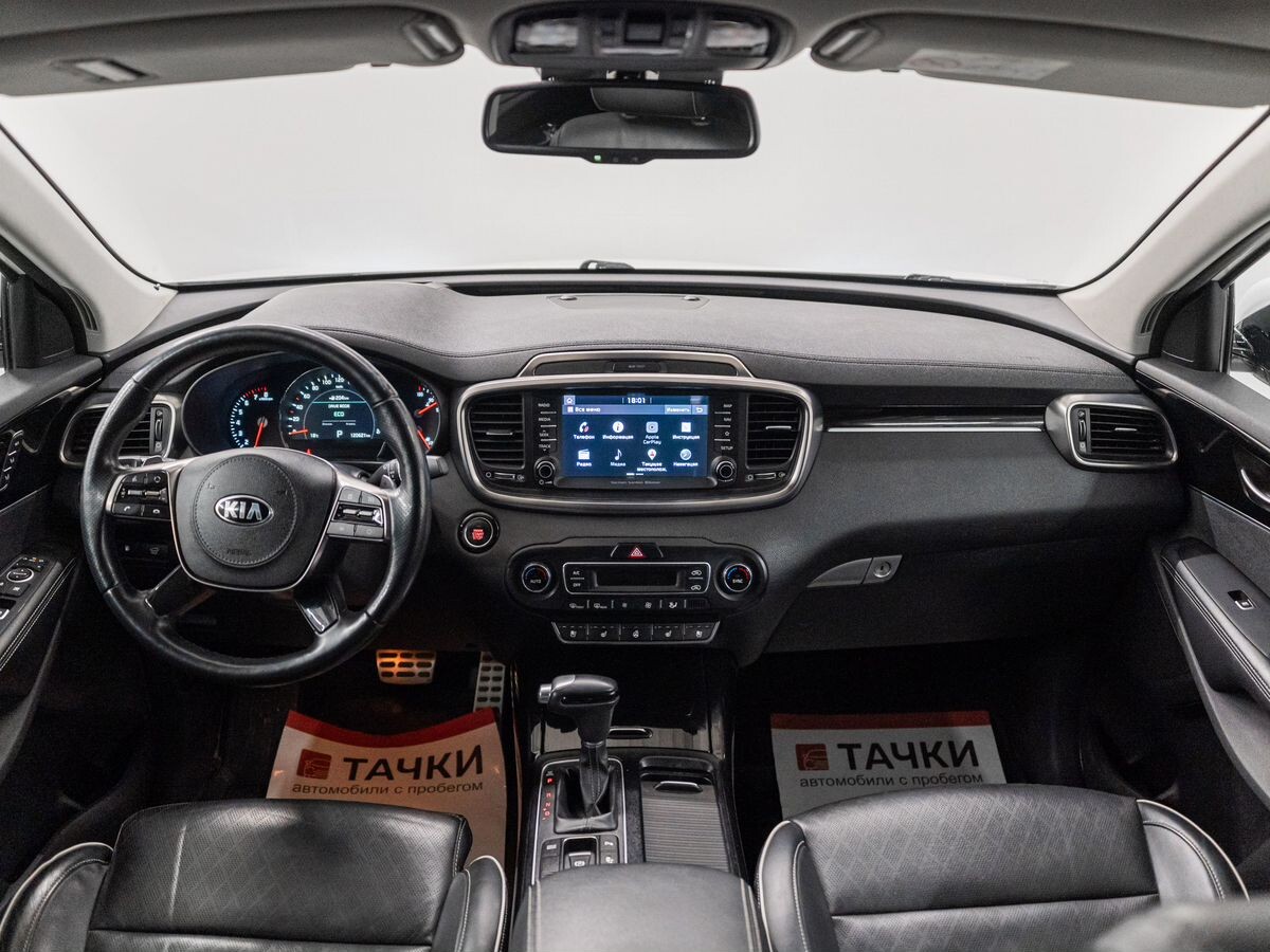 Kia Sorento 2018 - фото автомобиля