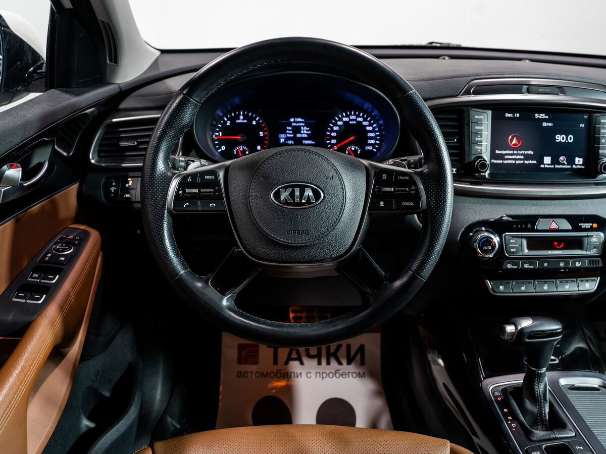 Kia Sorento 2019 - фото автомобиля