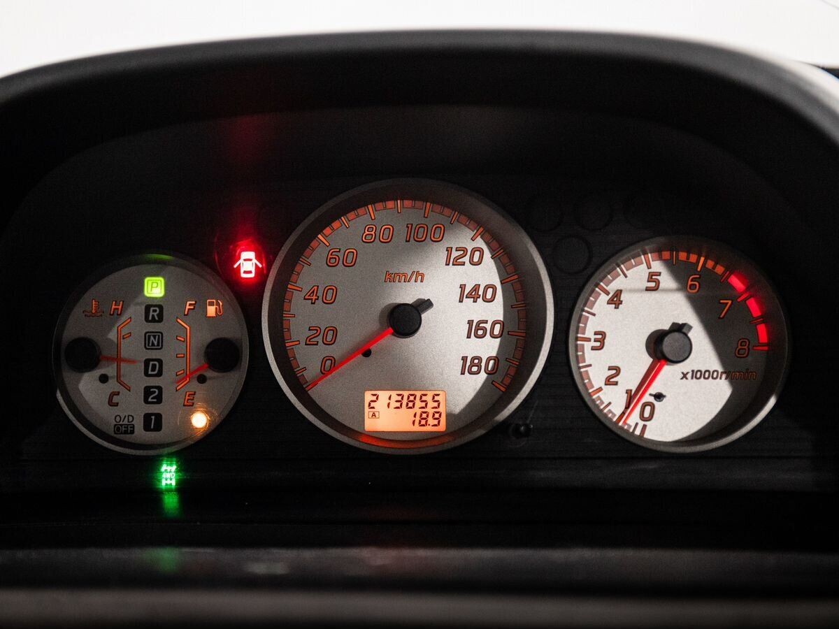 Nissan X-Trail 2001 - фото автомобиля