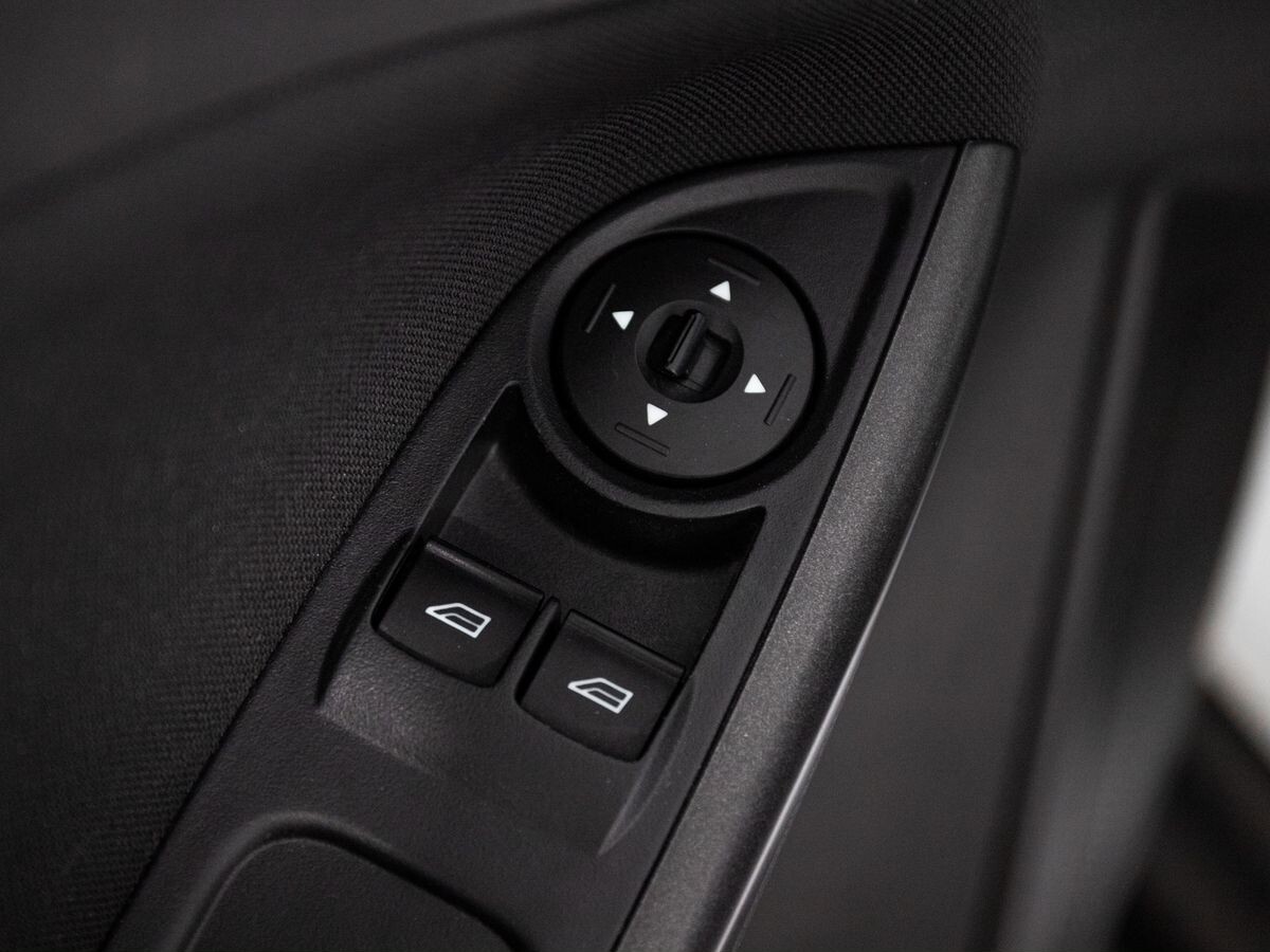 Ford Focus 2015 - фото автомобиля