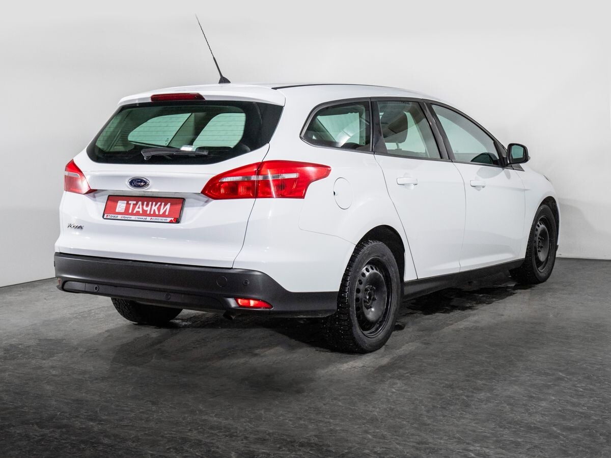 Ford Focus 2015 - фото автомобиля