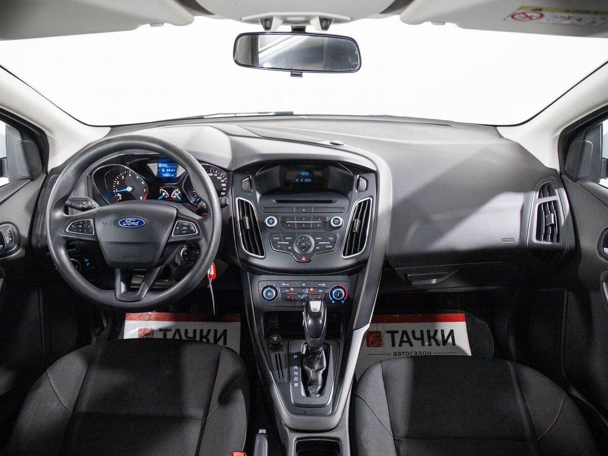 Ford Focus 2015 - фото автомобиля