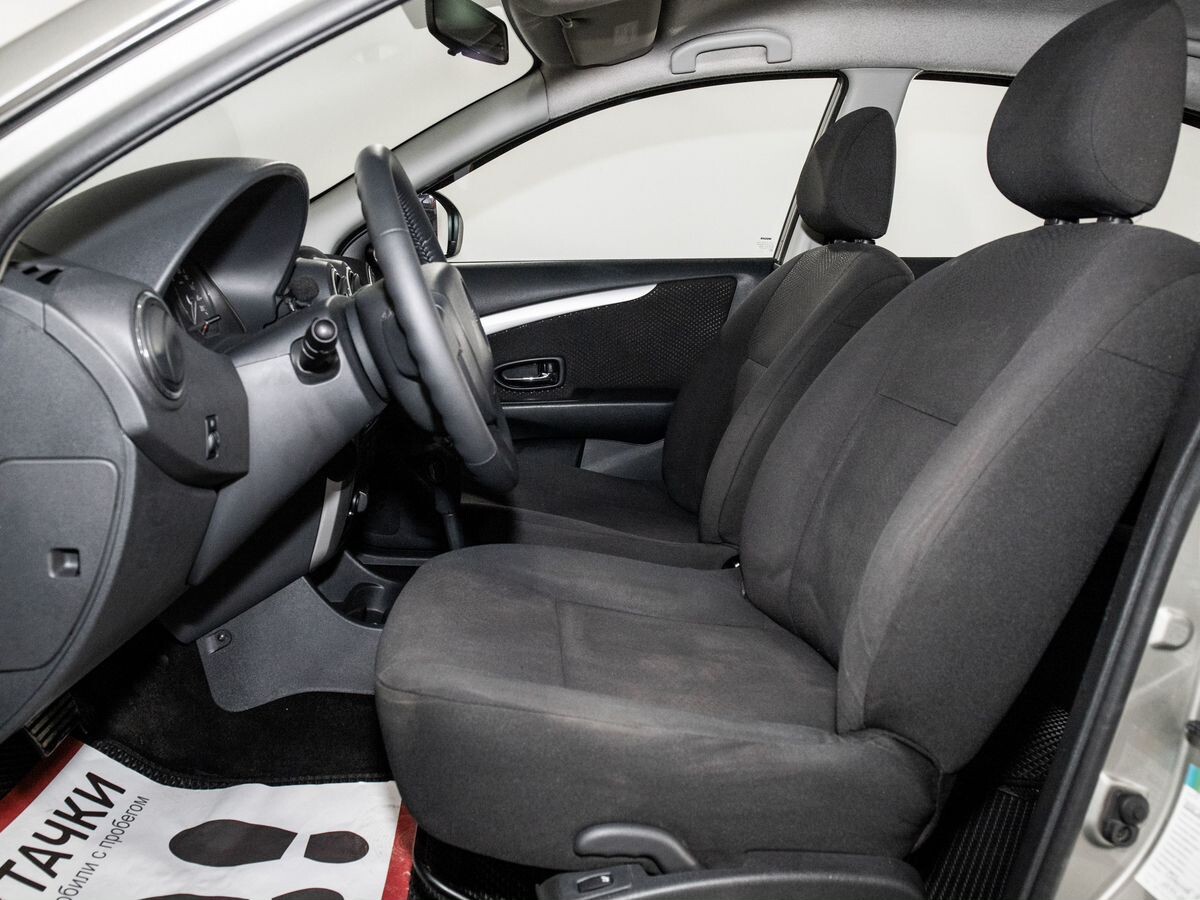 Nissan Almera 2014 - фото автомобиля