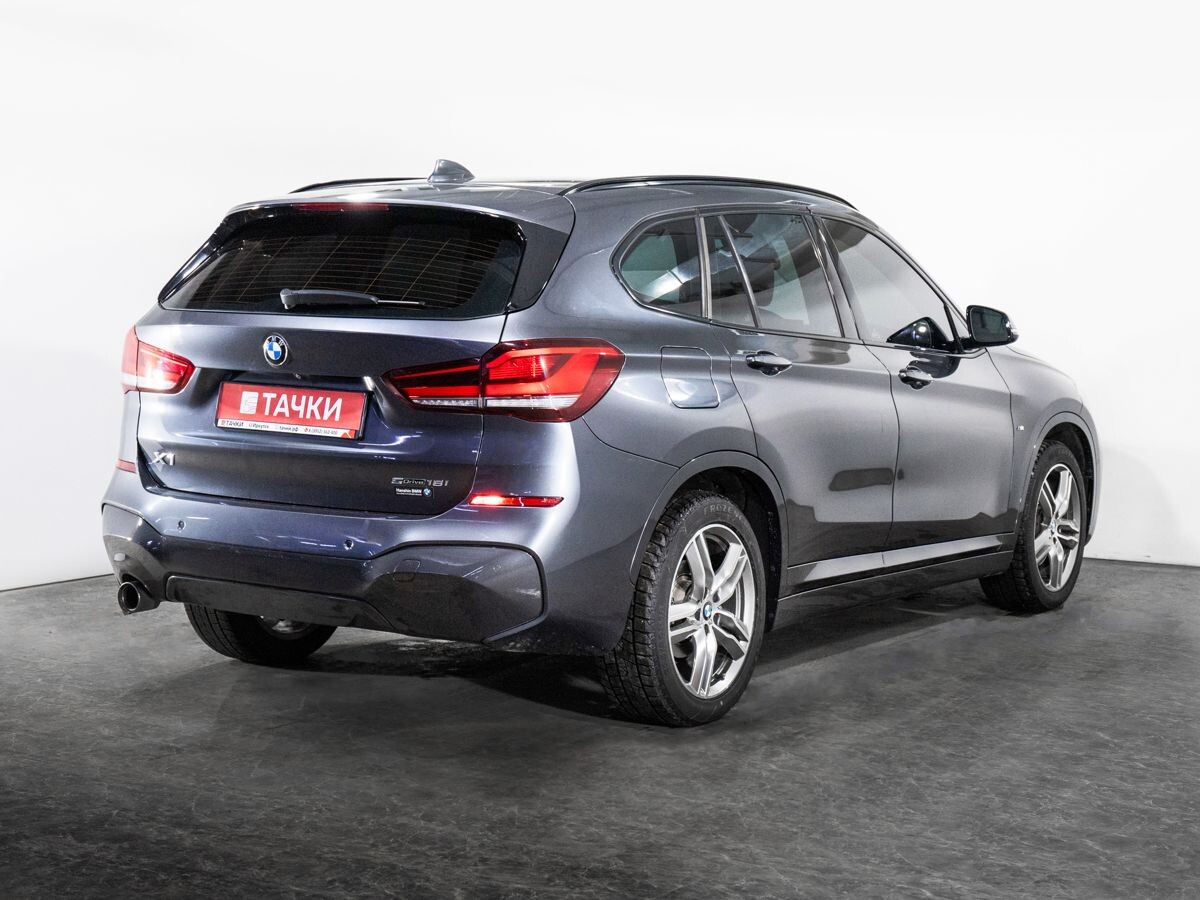 BMW X1 2019 - фото автомобиля