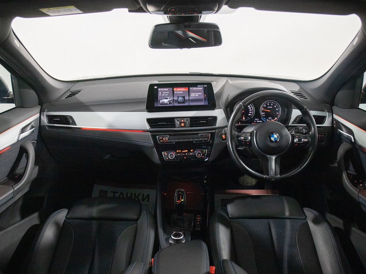 BMW X1 2019 - фото автомобиля