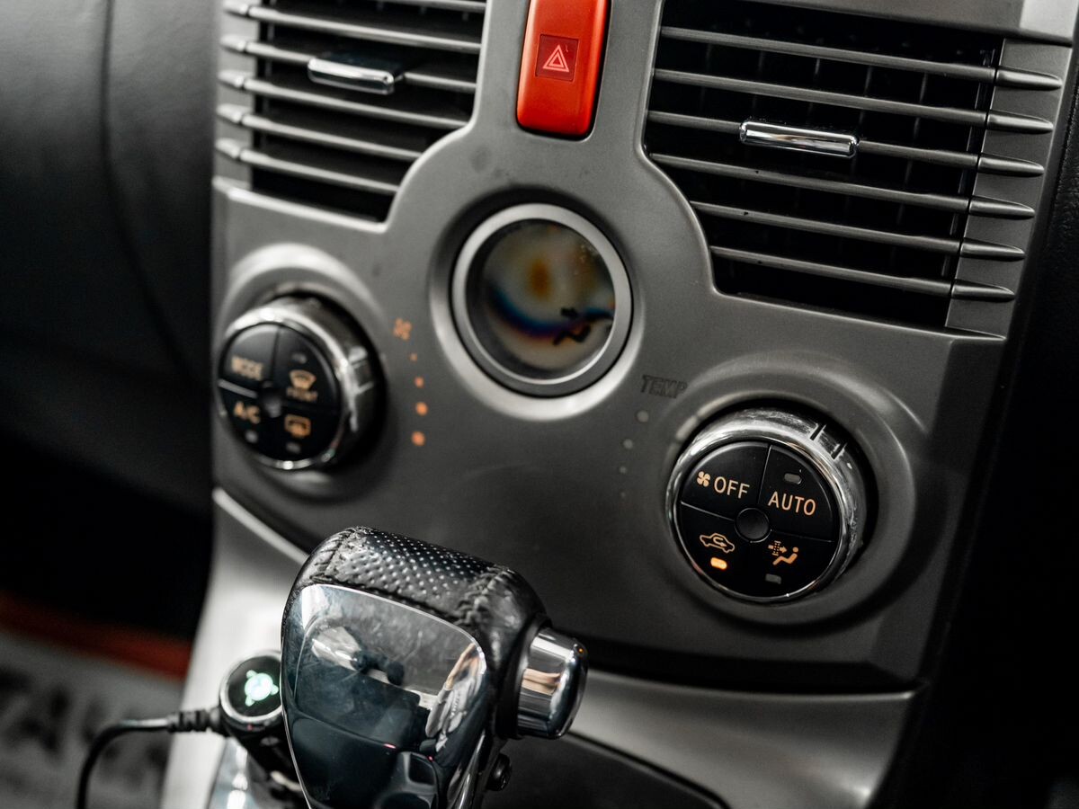 Toyota Rush 2009 - фото автомобиля