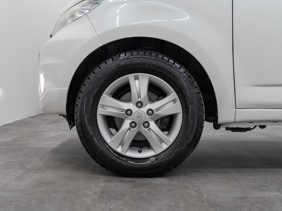 Toyota Rush 2009 - фото автомобиля