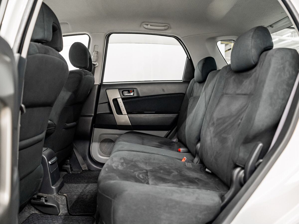 Toyota Rush 2009 - фото автомобиля