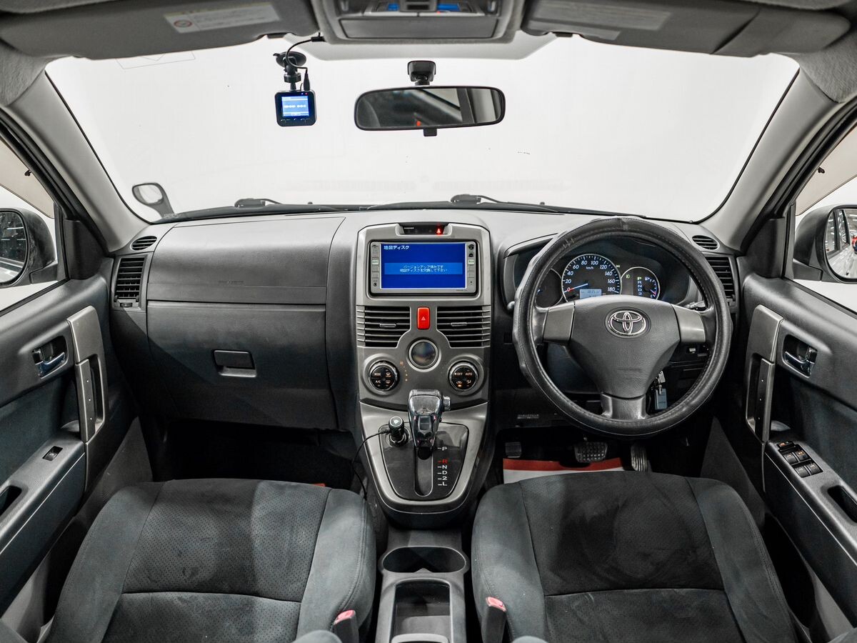 Toyota Rush 2009 - фото автомобиля