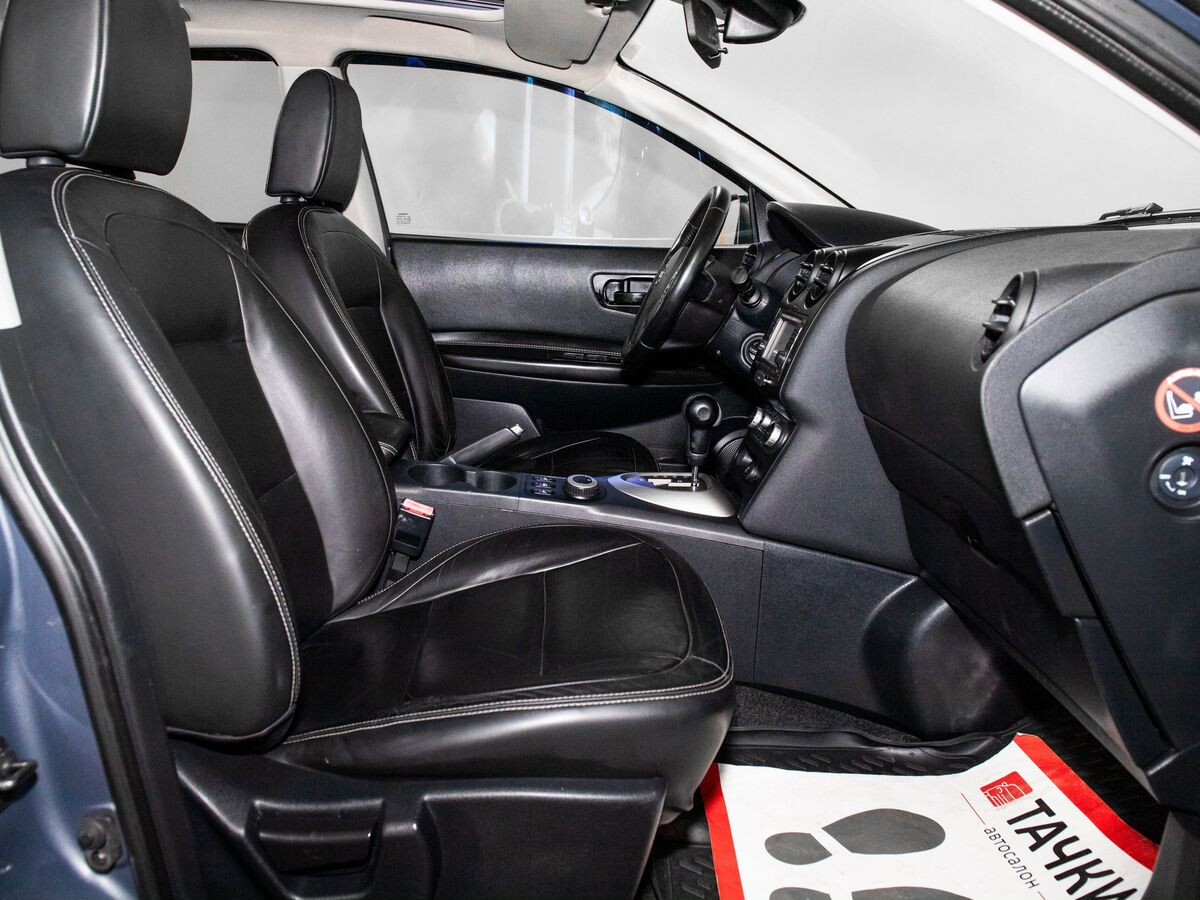 Nissan Qashqai+2 2010 - фото автомобиля