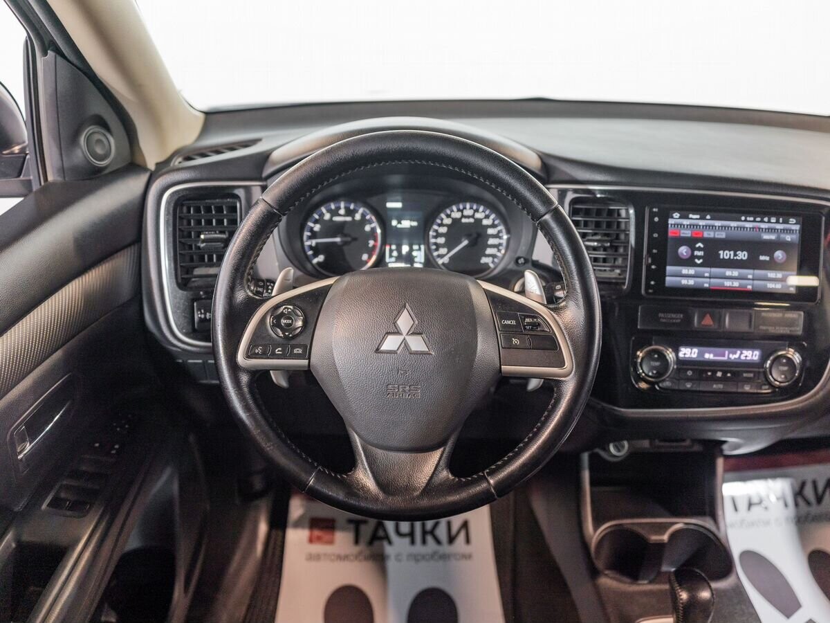 Mitsubishi Outlander 2012 - фото автомобиля