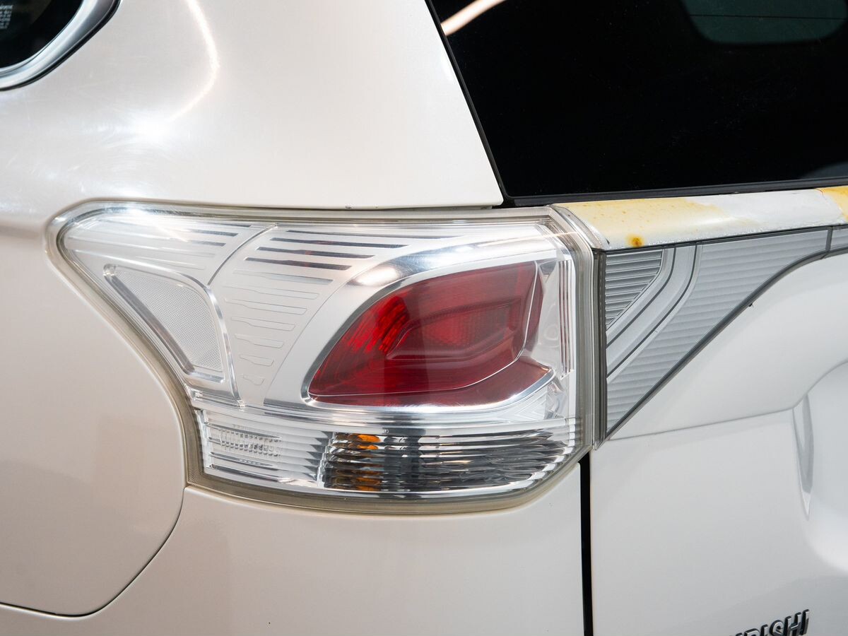 Mitsubishi Outlander 2012 - фото автомобиля