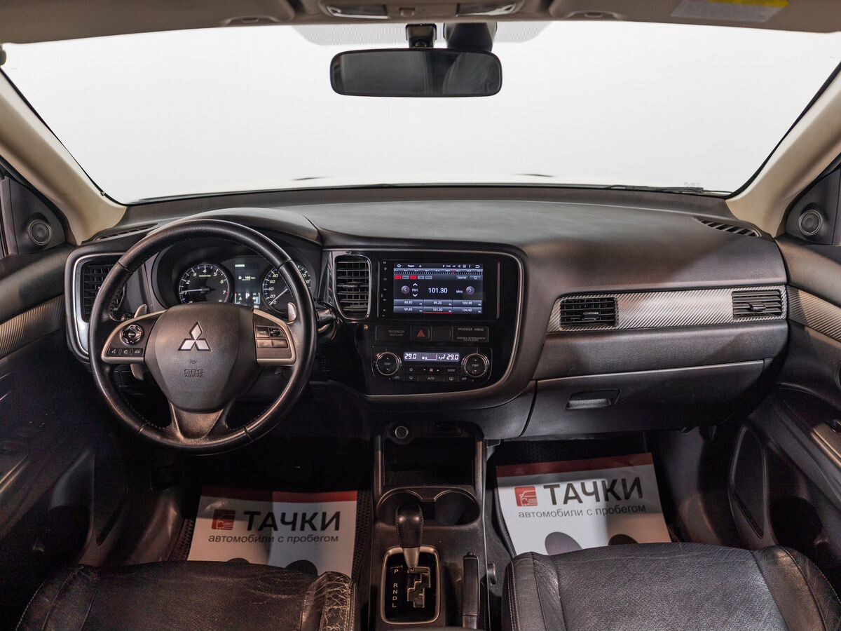 Mitsubishi Outlander 2012 - фото автомобиля