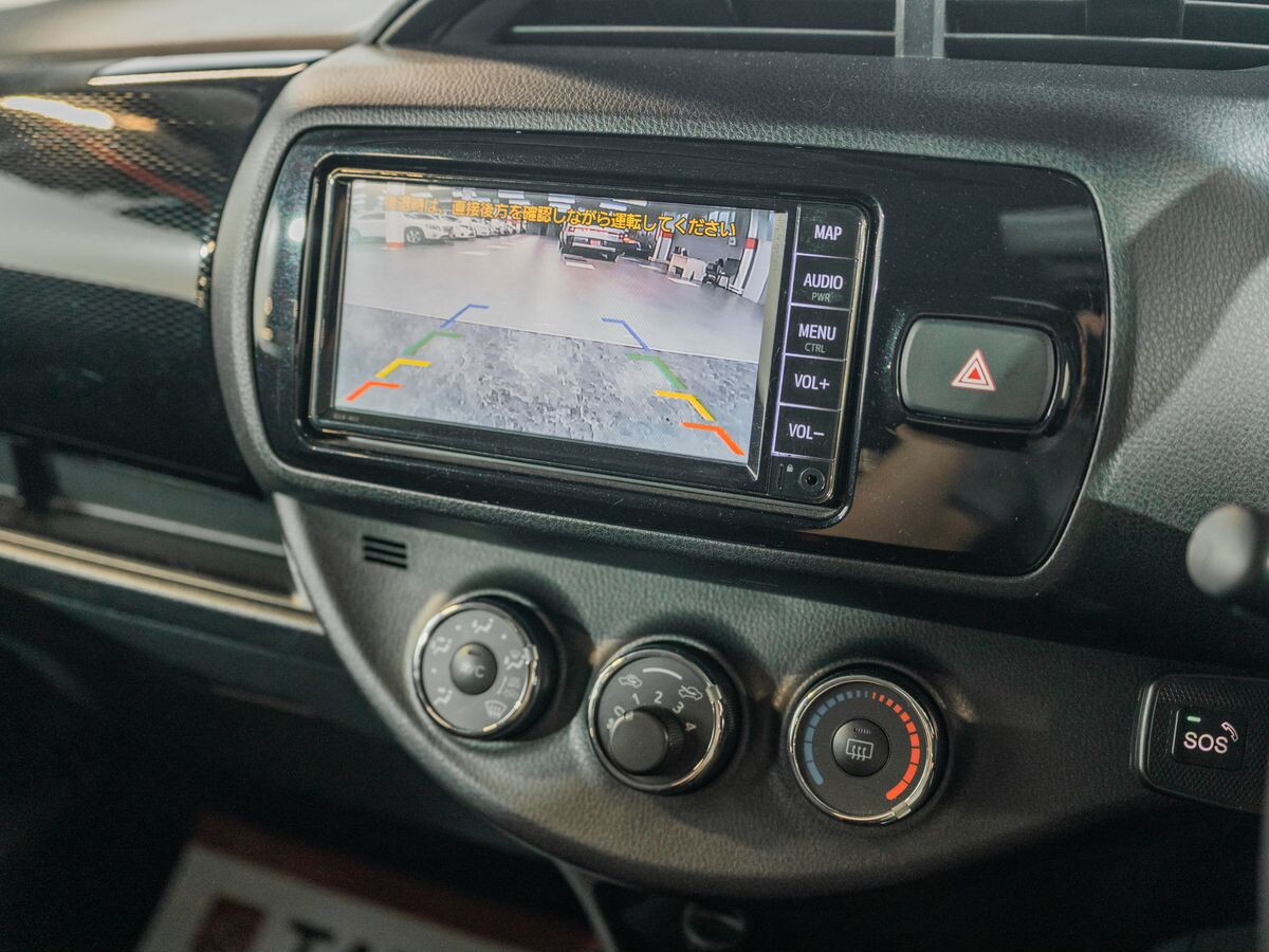 Toyota Vitz 2019 - фото автомобиля