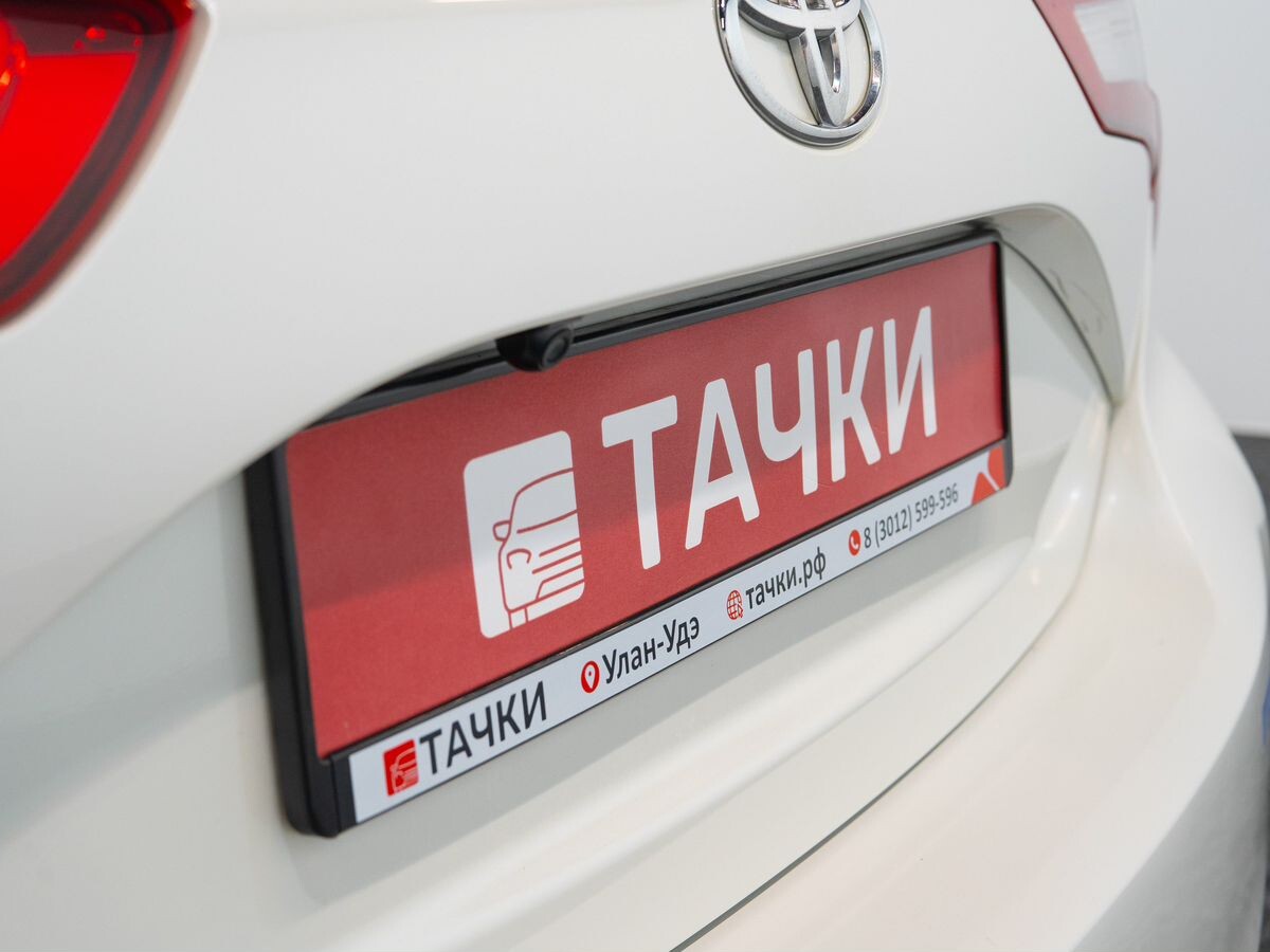 Toyota Vitz 2019 - фото автомобиля