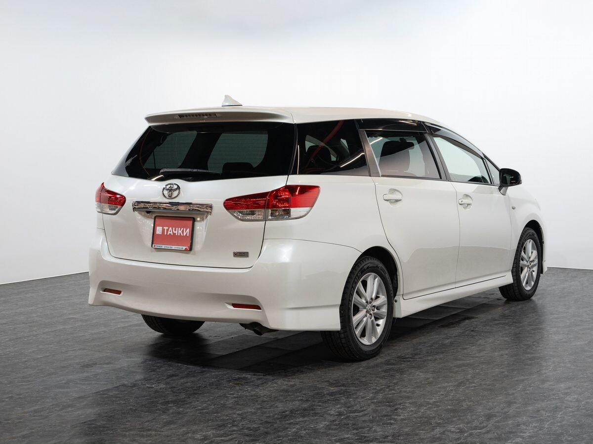 Toyota Wish 2009 - фото автомобиля