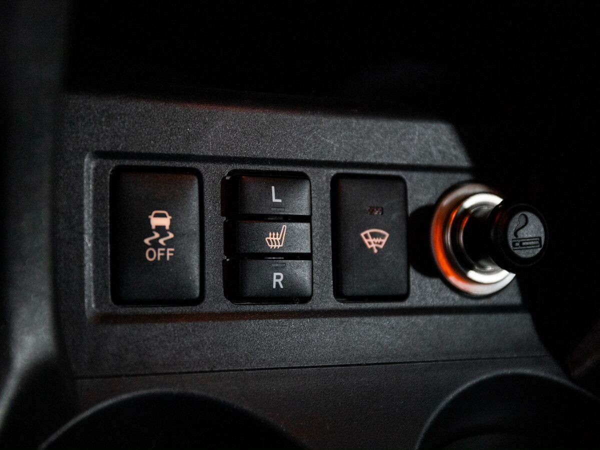 Toyota RAV4 2011 - фото автомобиля