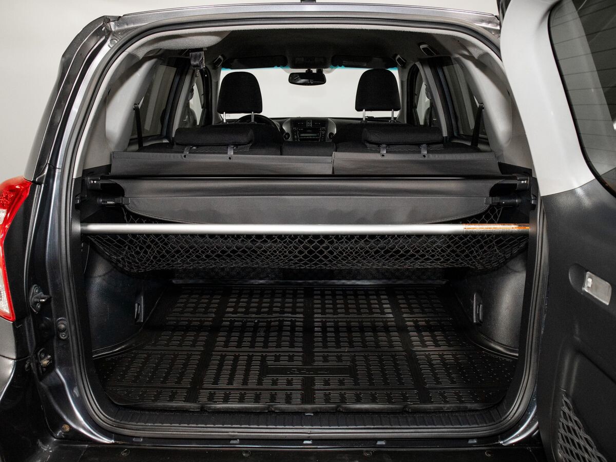 Toyota RAV4 2011 - фото автомобиля