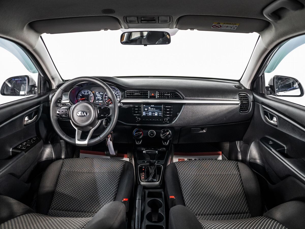 Kia Rio 2019 - фото автомобиля