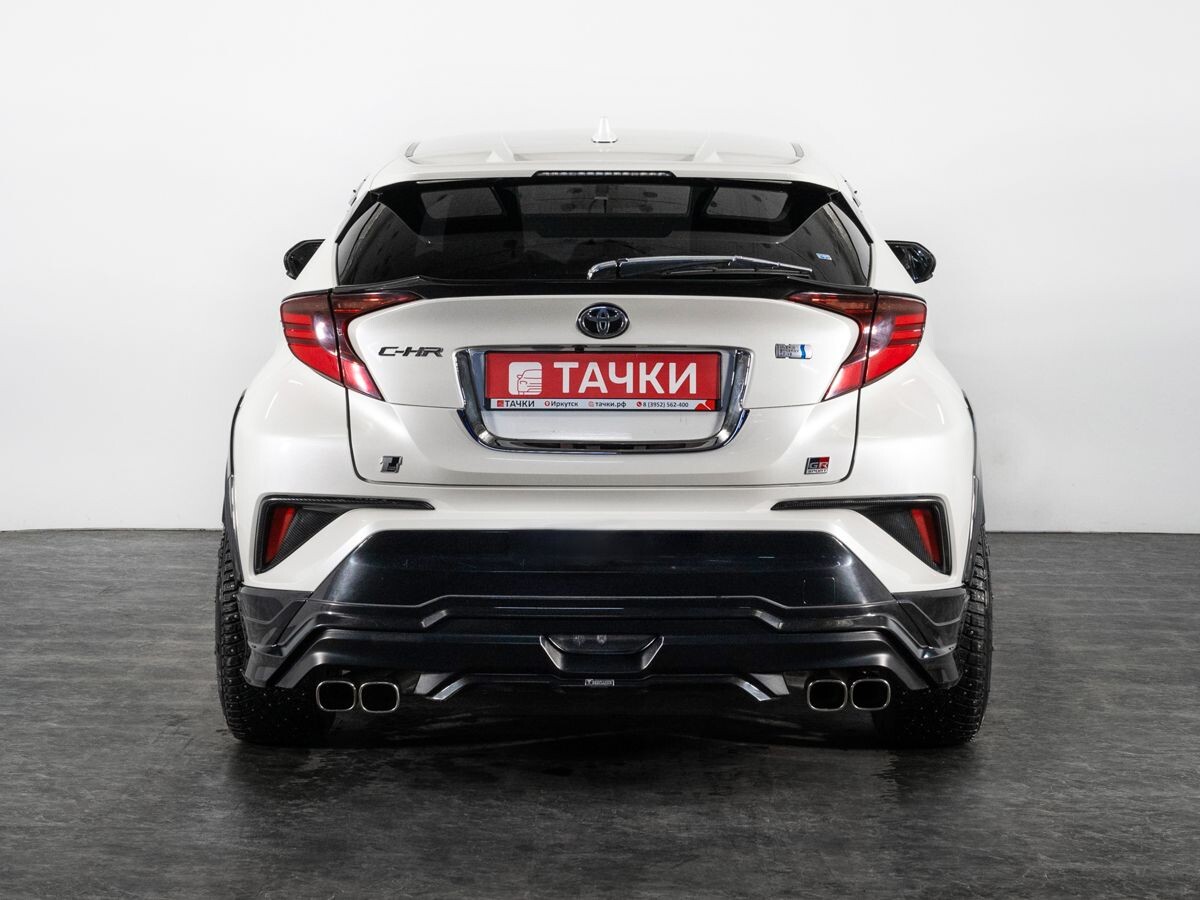 Toyota C-HR 2019 - фото автомобиля