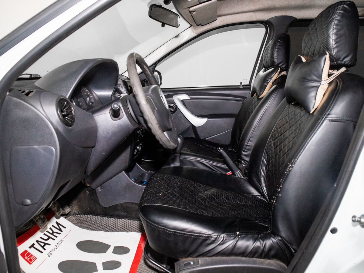 Lada (ВАЗ) Largus 2020 - фото автомобиля