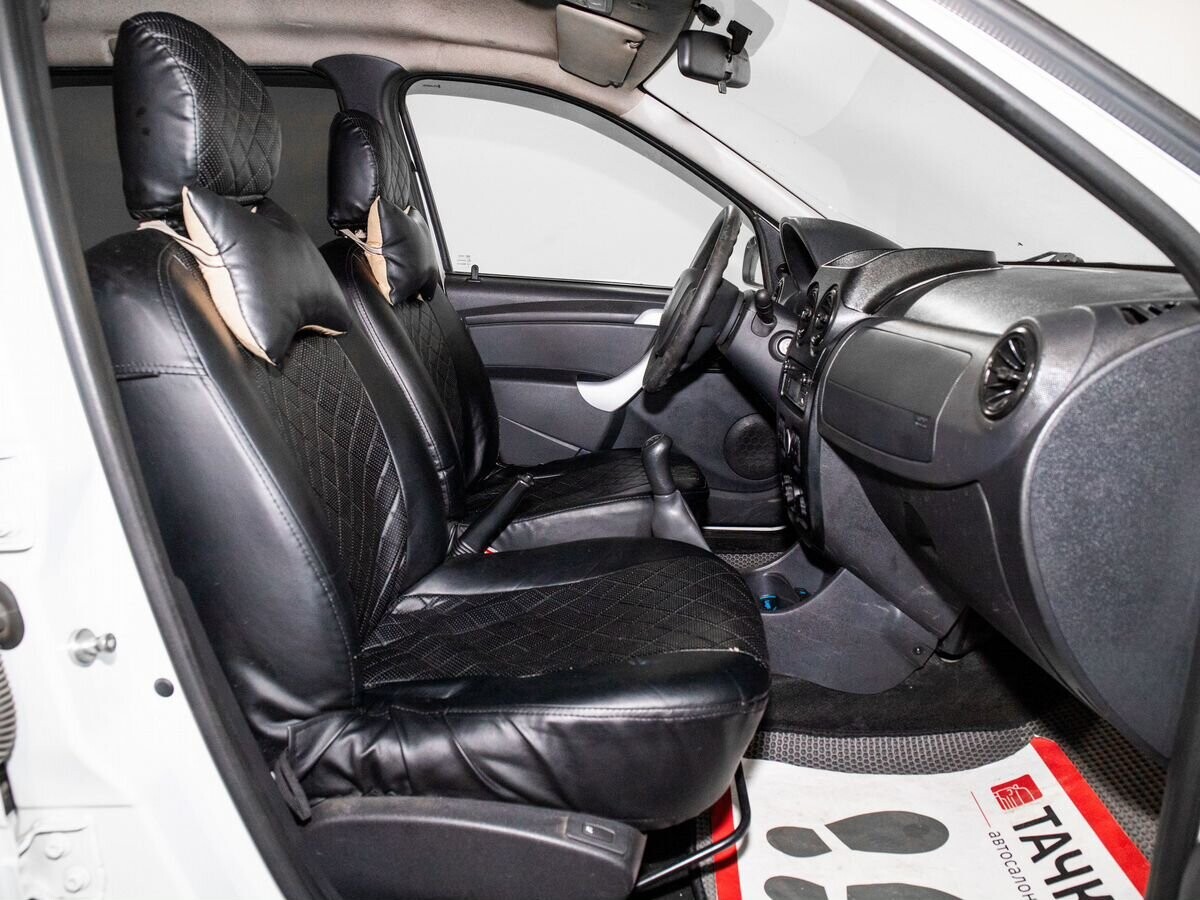 Lada (ВАЗ) Largus 2020 - фото автомобиля