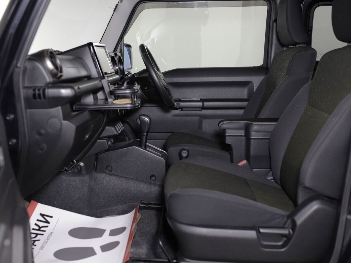 Suzuki Jimny 2020 - фото автомобиля