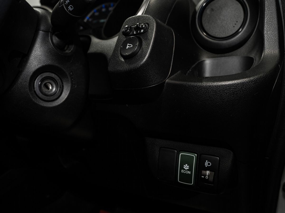 Honda Fit 2011 - фото автомобиля