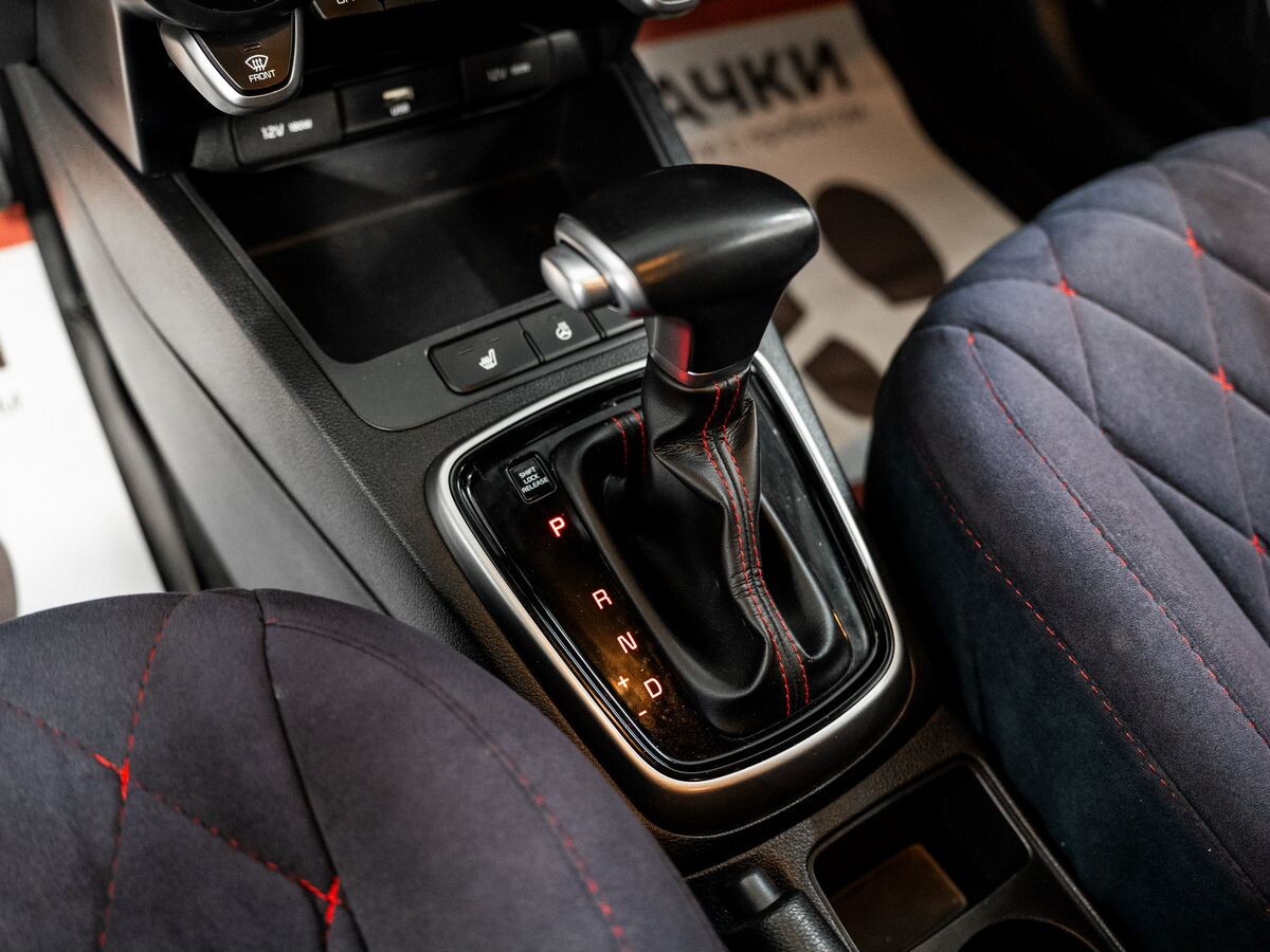 Kia Rio 2020 - фото автомобиля