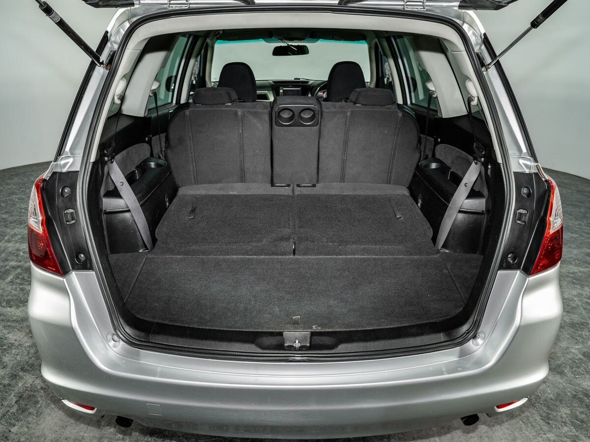 Subaru Exiga 2008 - фото автомобиля