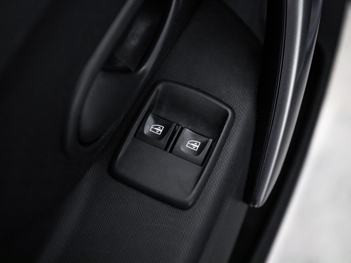 Renault Sandero 2016 - фото автомобиля