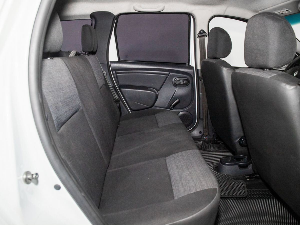 Renault Duster 2013 - фото автомобиля