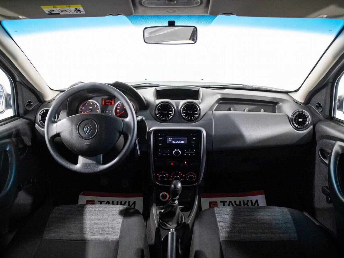 Renault Duster 2013 - фото автомобиля