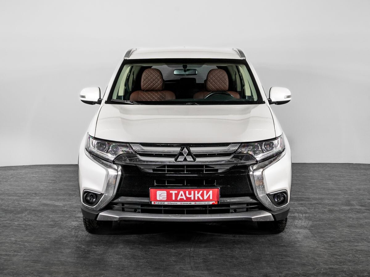 Mitsubishi Outlander 2018 - фото автомобиля