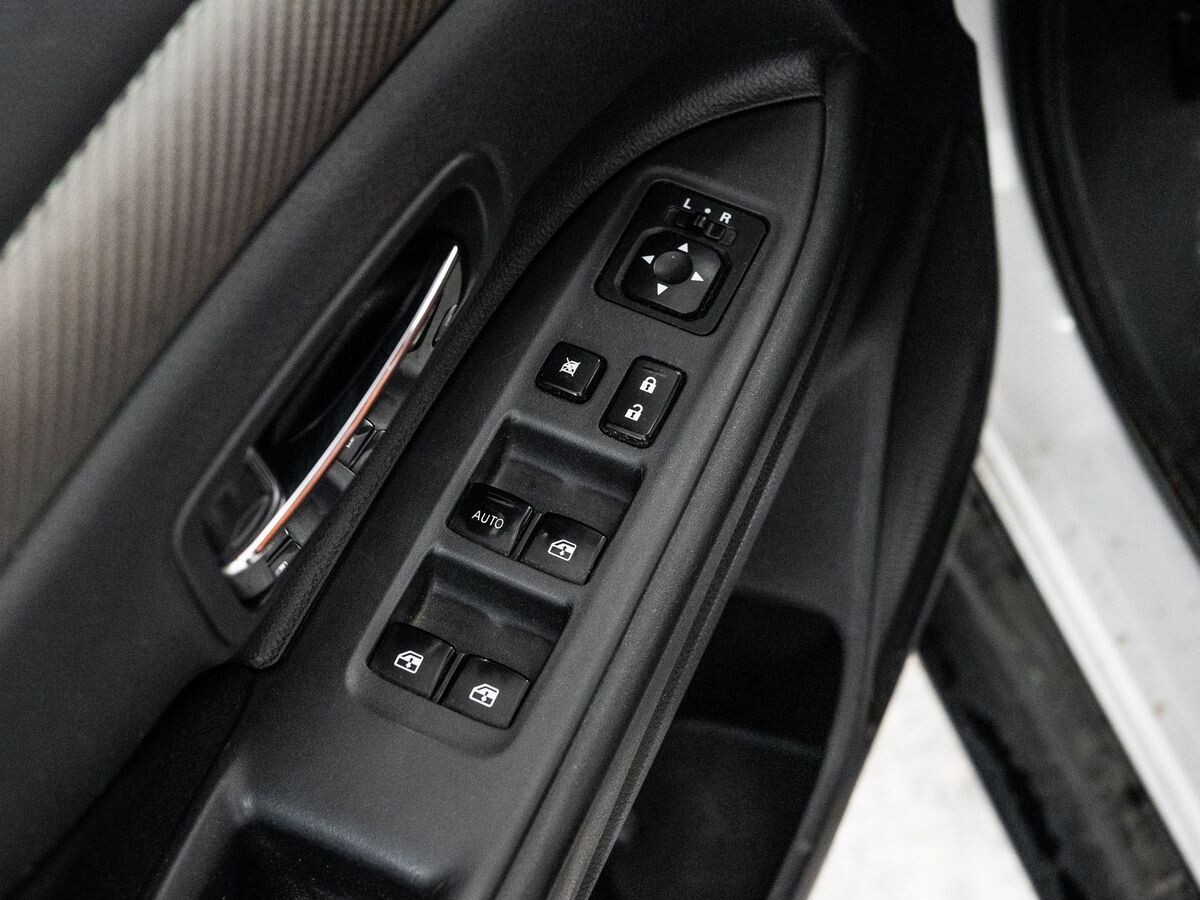 Mitsubishi Outlander 2018 - фото автомобиля