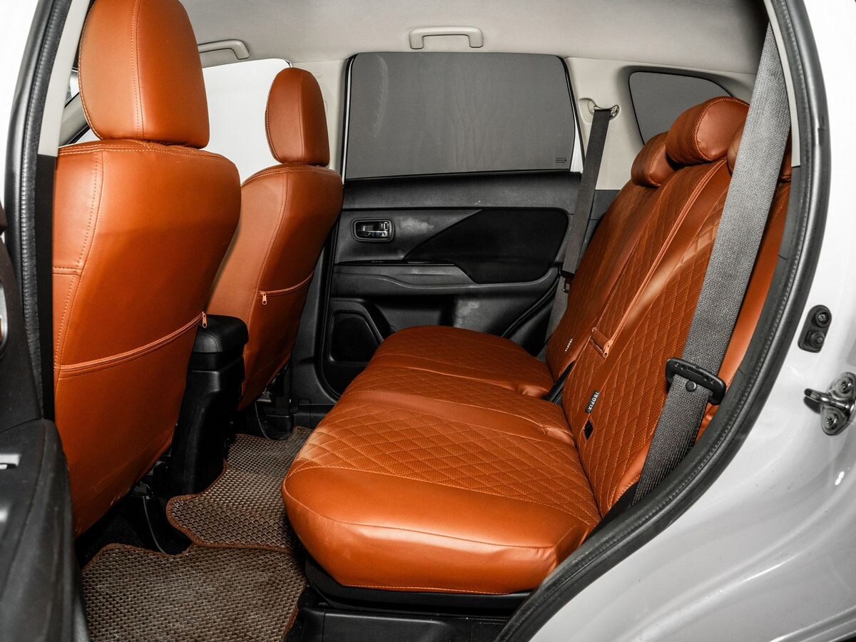 Mitsubishi Outlander 2018 - фото автомобиля