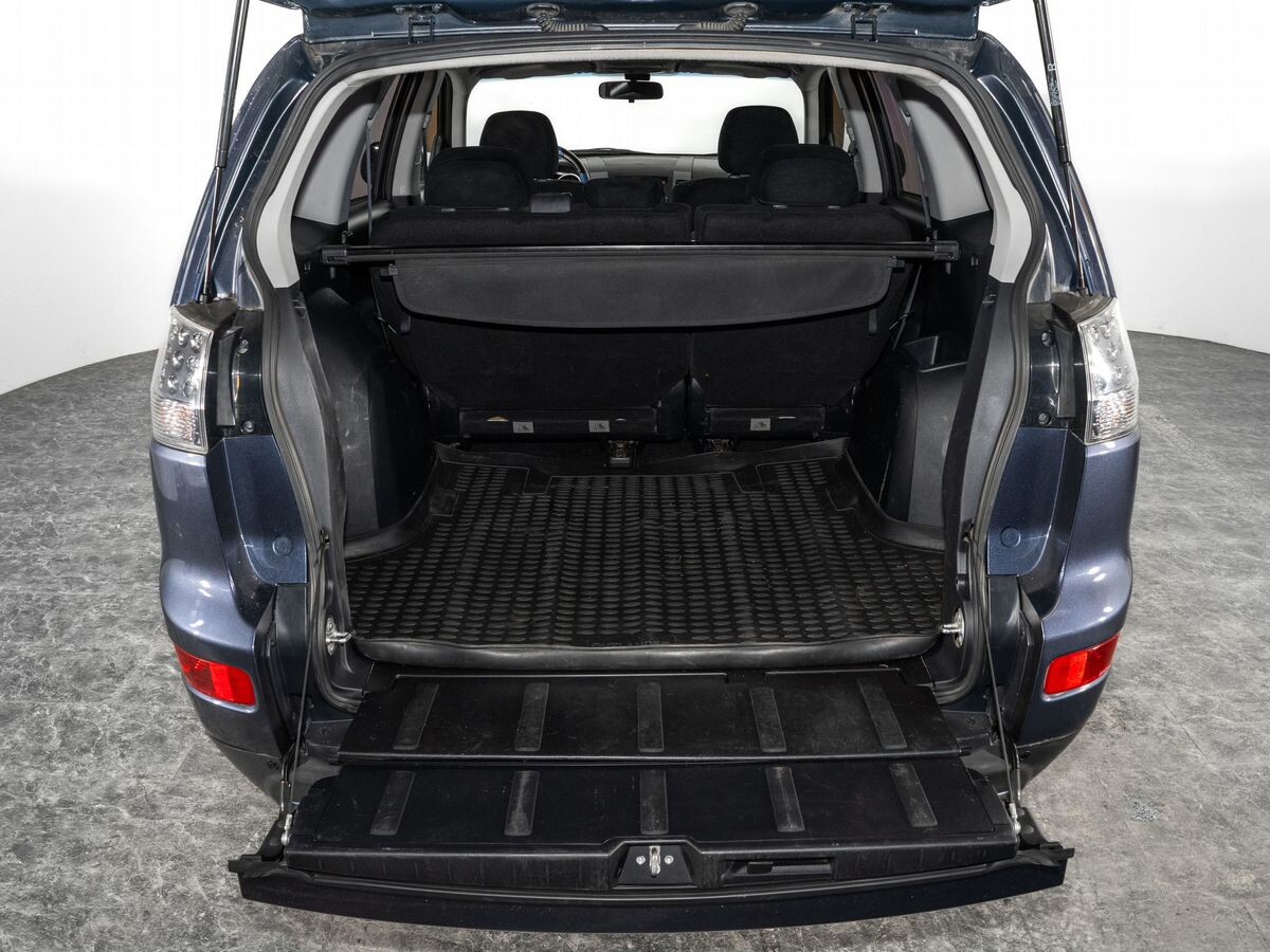 Mitsubishi Outlander 2008 - фото автомобиля