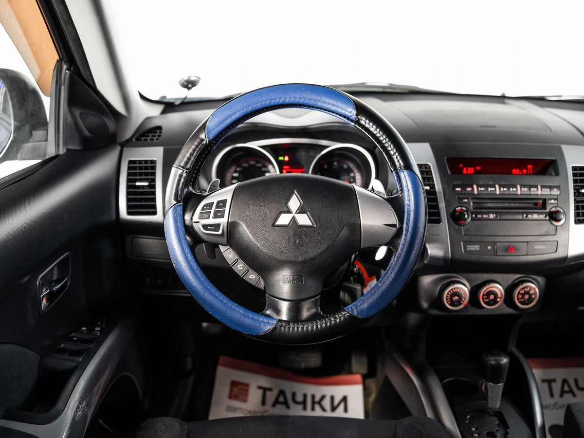 Mitsubishi Outlander 2008 - фото автомобиля