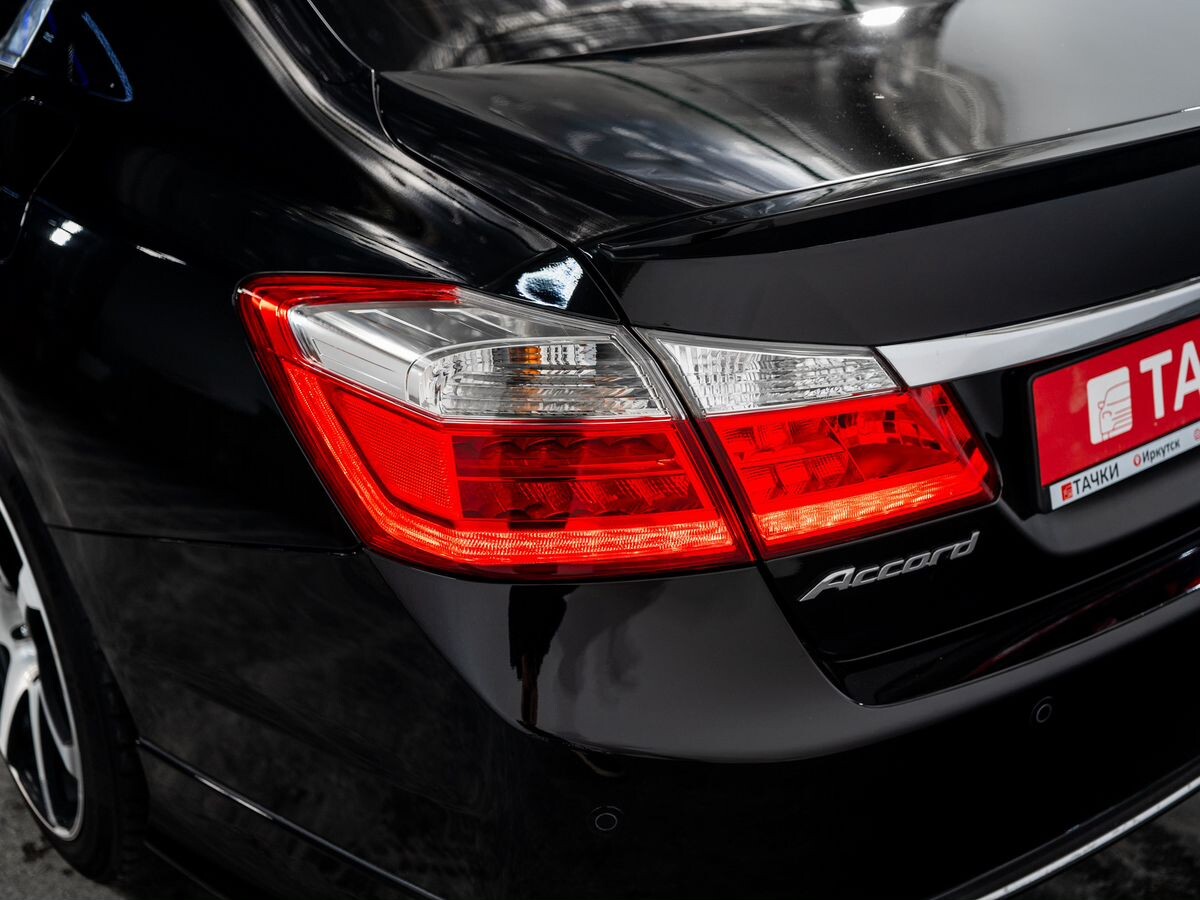 Honda Accord 2013 - фото автомобиля