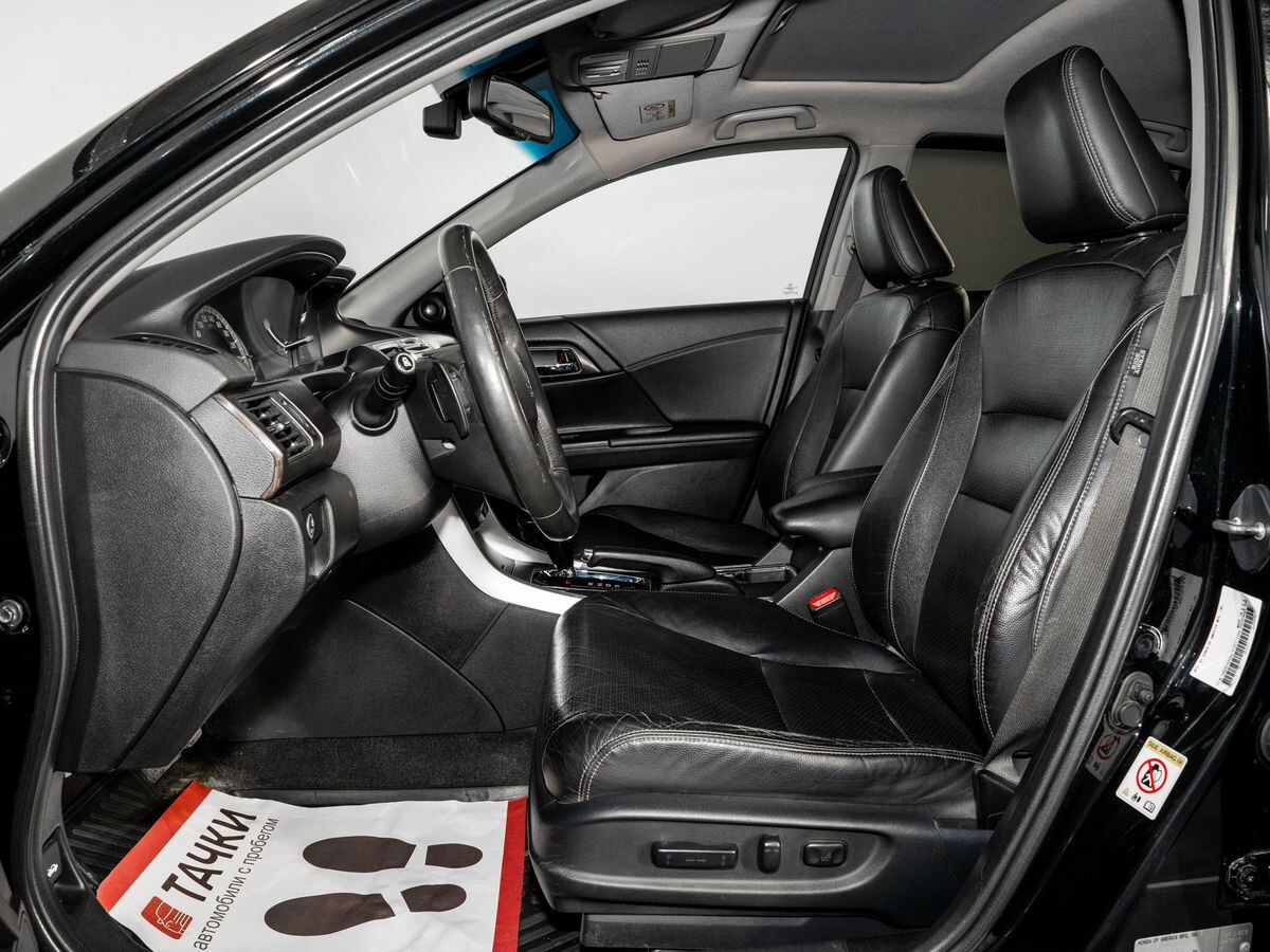 Honda Accord 2013 - фото автомобиля