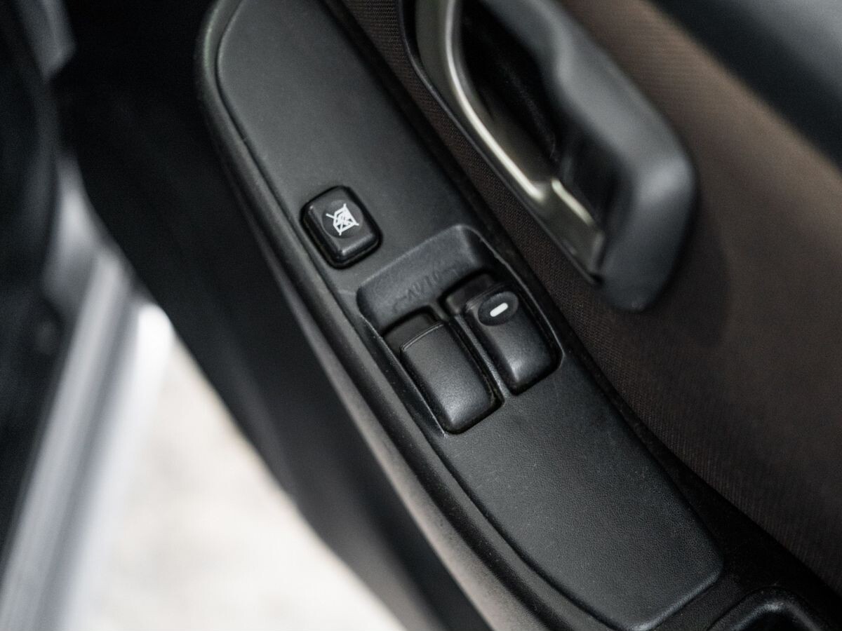 Mitsubishi Pajero Mini 2009 - фото автомобиля